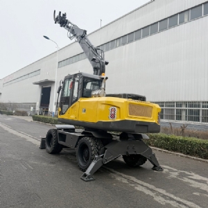 120型輪式挖掘機(jī)