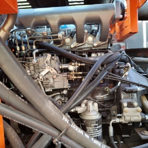 75型輪式抓木機(jī)